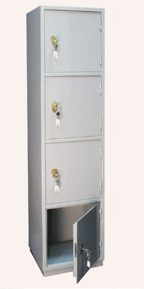 бухгалерский шкаф на 4 дверки